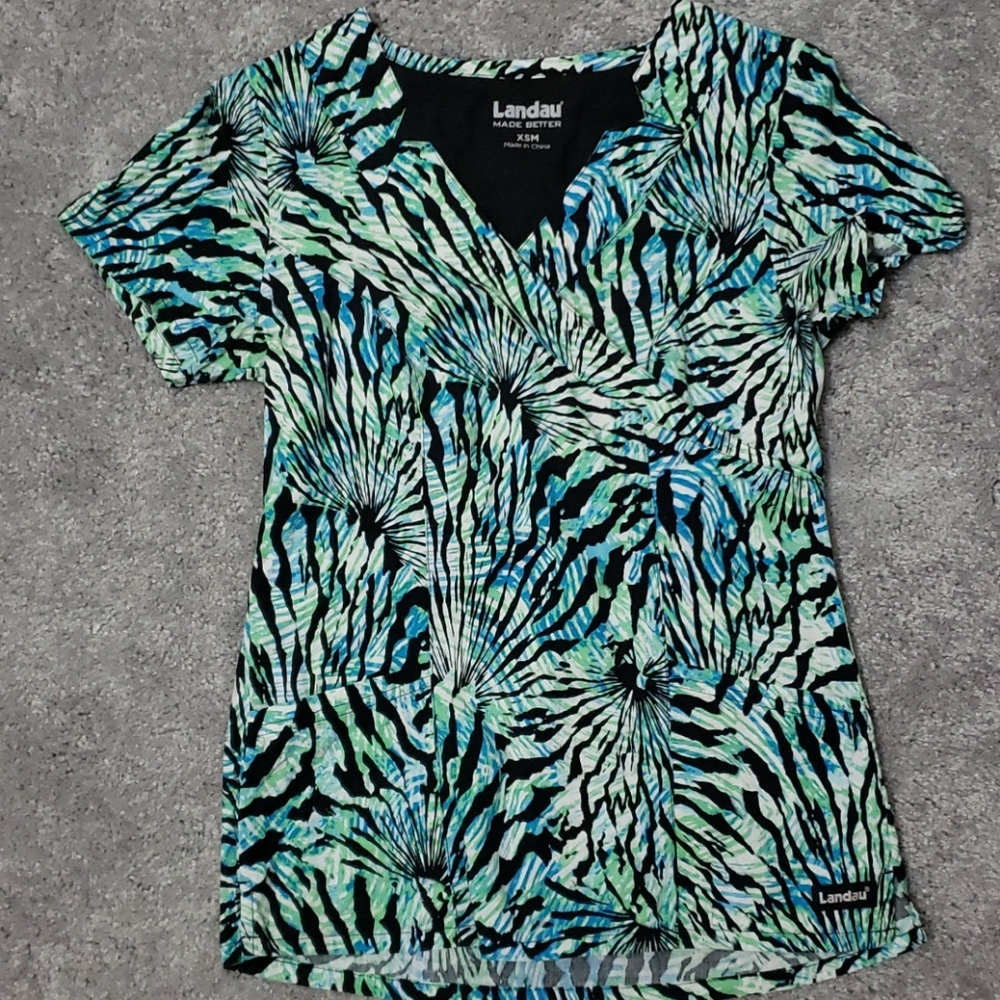 Scrub top